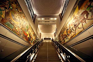 Caryb&eacute; murals