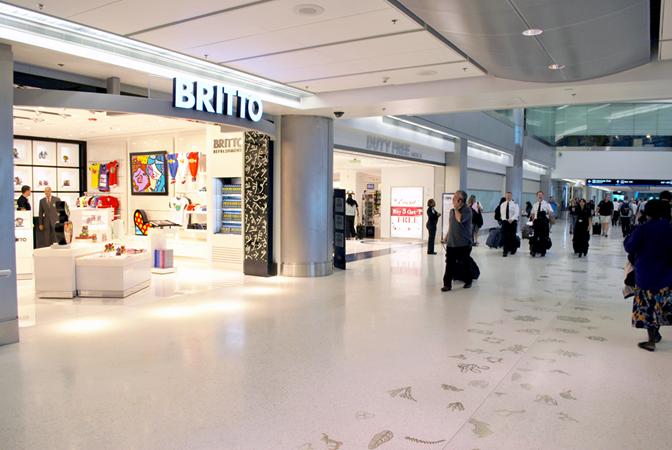 MORE STORES, RESTAURANTS IN NORTH TERMINAL