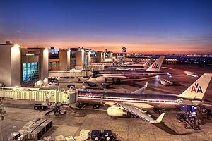 American Boards More Than 39,000 Passengers in a Single Day 